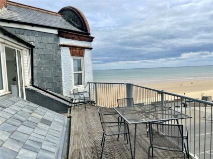 Bridlington - 2 bedroom penthouse for sale