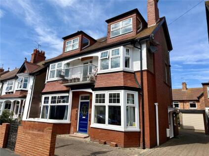 Meadowfield Road, Bridlington, East Yorkshire, YO15