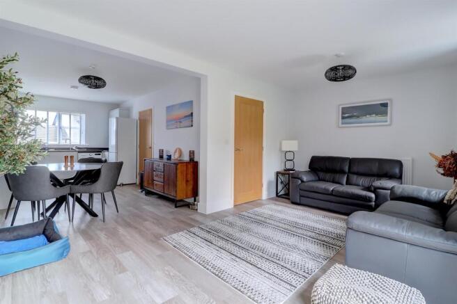 Living Room .2.jpg