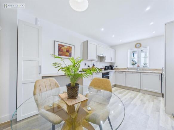 Kitchen Diner .1
