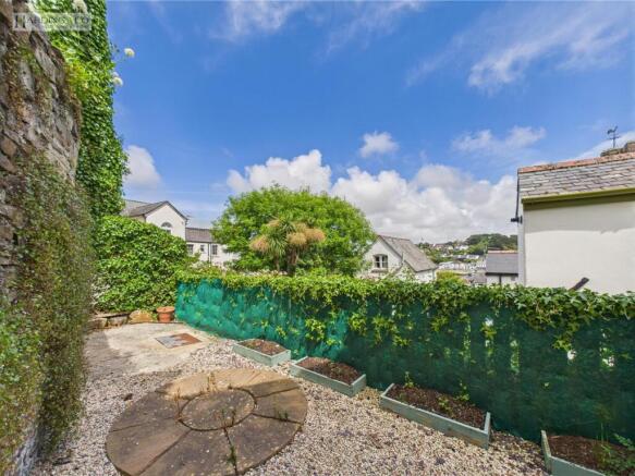 Garden .1.jpg