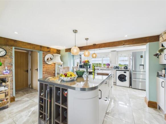 Kitchen/Dining room