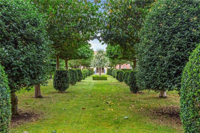 Gorgious Grounds