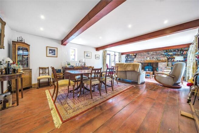 Sitting/Dining Room