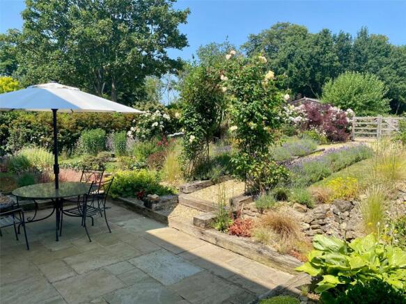 Terrace & Garden
