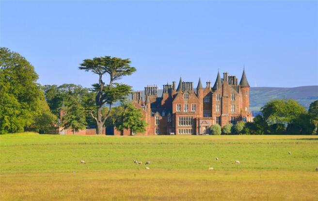 Tyninghame House