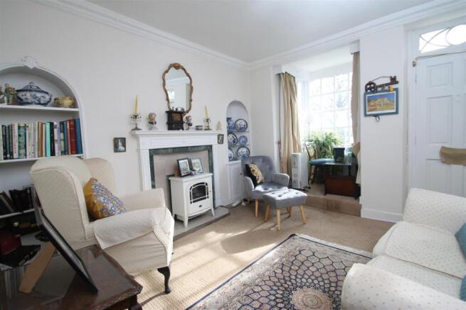 sitting room 1.JPG