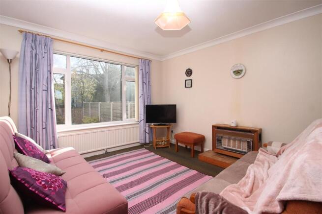 sitting room.JPG