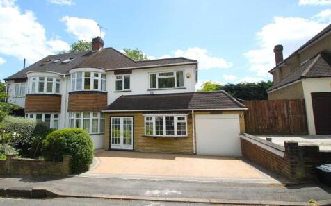 Wensley Avenue, Woodford Green, IG8