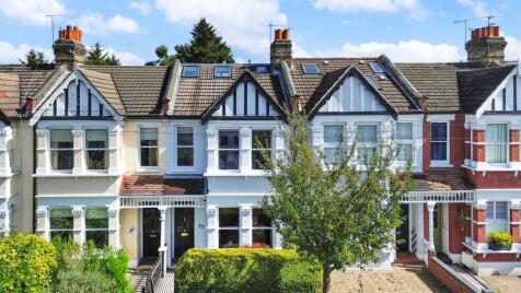 Wynndale Road, London, E18