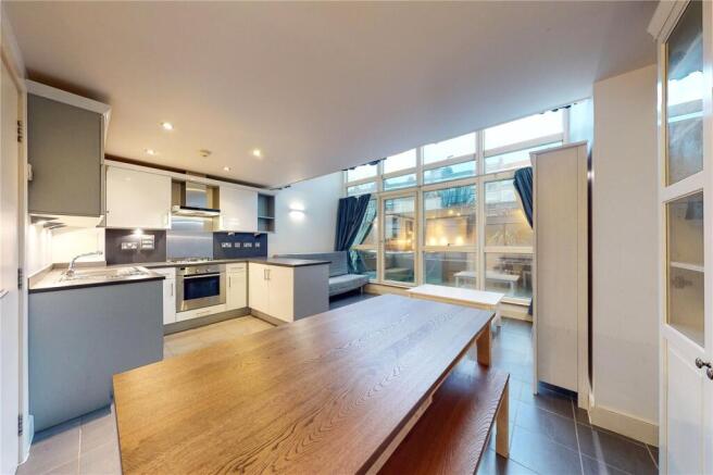Kitchen/Living Roomp