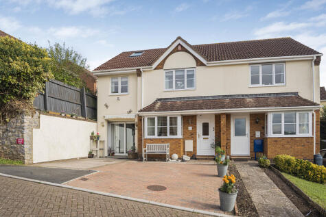 Avery Hill, Kingsteignton, TQ12 3LA
