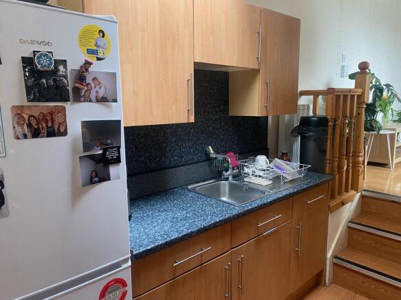 Kitchen (2)