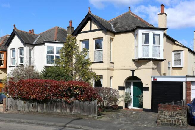 561052892 - 62 Carshalton Park Road, SM5 17.JPG