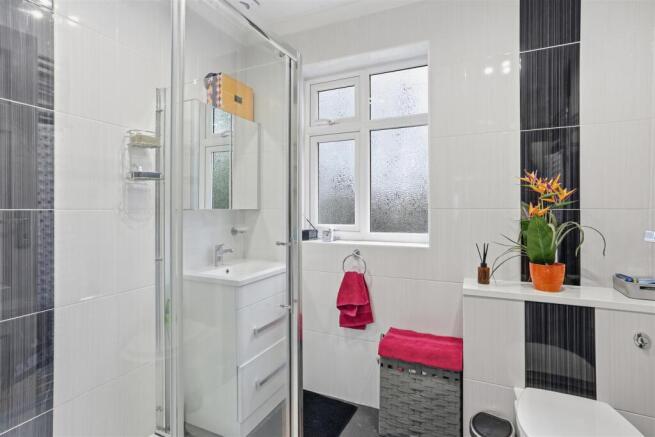 1615784627 - 23 Lavender Rd, Carshalton, SM5 - 8.j