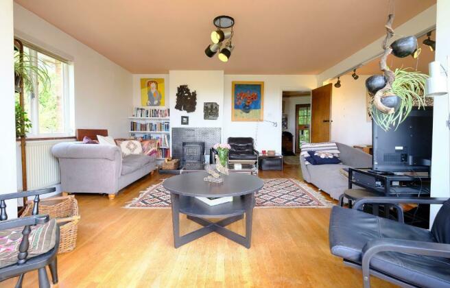 Sitting room with doors to sun deck