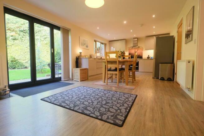 Superb open plan kitchen