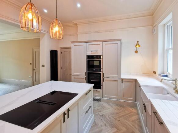 Bespoke kitchens with marble worktops