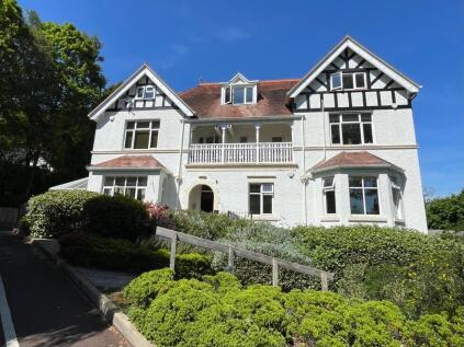 Holly View Drive, Peachfield Road, Malvern, Worcestershire, WR14 4AQ