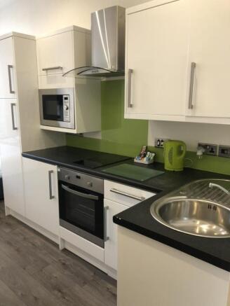 kitchen 1.jpg