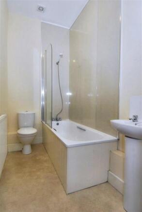 bathroom (1).jpeg