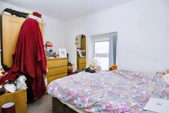 bedroom (7).jpeg