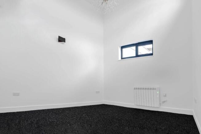 mount bedroom .jpg