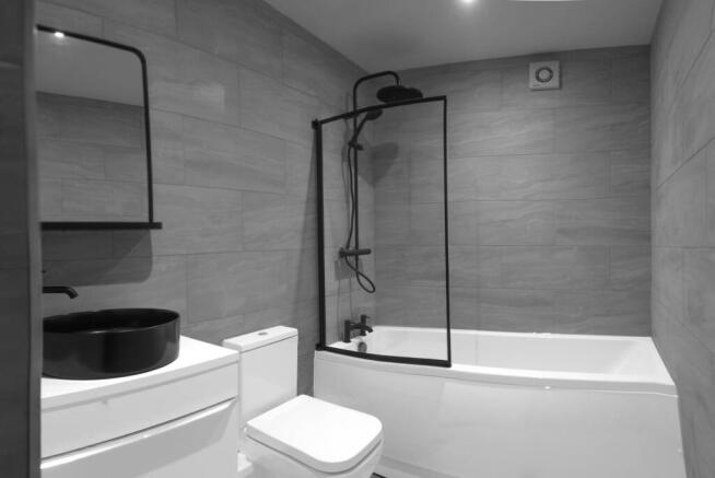 mount bathroom bathroom 2 .jpg