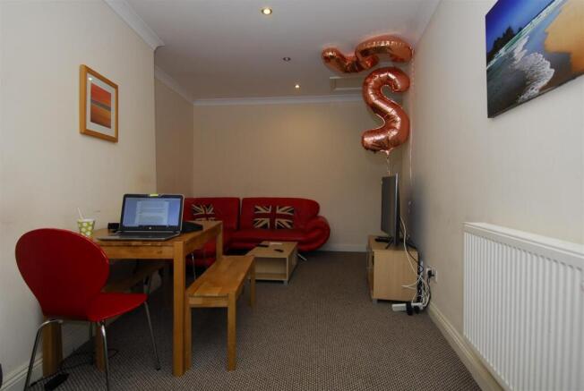 42FurzehillRd004.JPG