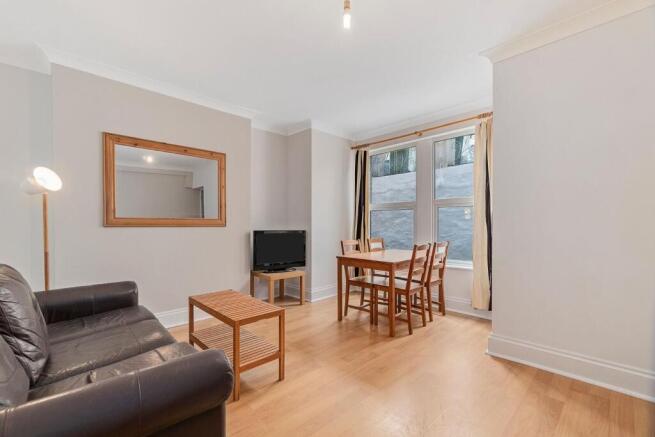 46 Ashford Living.jpg