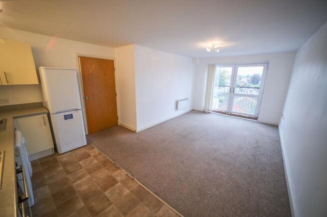 Kitchen / Lounge