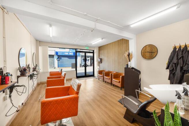 Salon