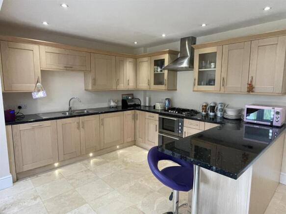 Kitchen 1