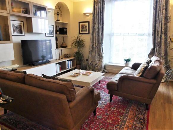 SITTING ROOM