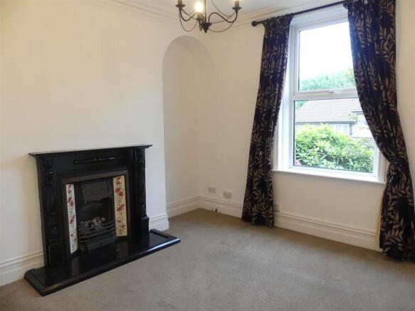 SITTING ROOM