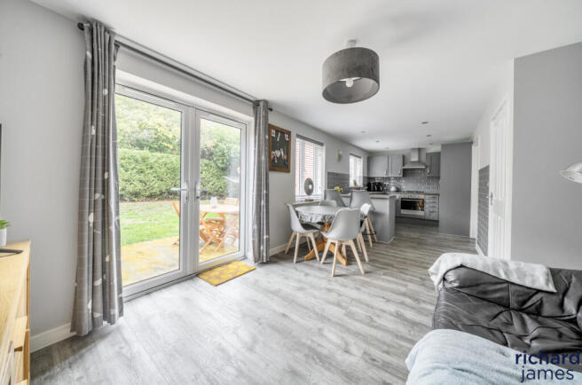 a5373a0a0c1d4275b3f3a36279d7d9b4