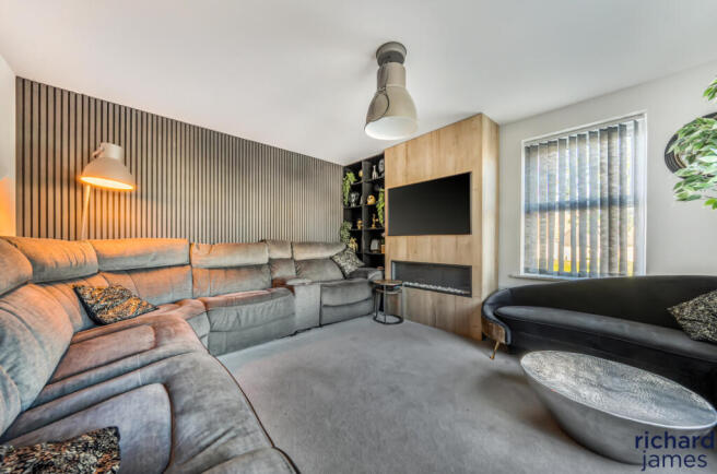 f3292f6f6f47482891b2c84cbd83883b