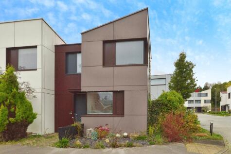 Milland Way, Oxley Park, Milton Keynes