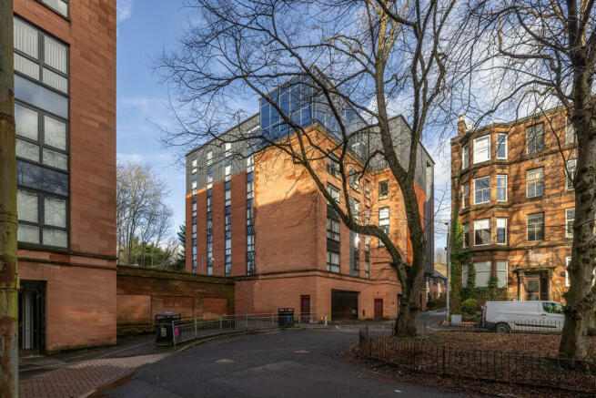 2 bedroom flat for sale in Hayburn Lane Hyndland G12