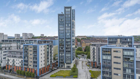Meadowside Quay Square, Glasgow Harbour