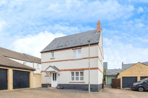 Magnolia Way, Carterton