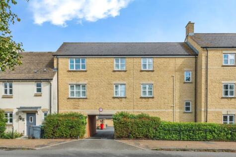 Elmhurst Way, Carterton