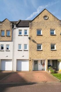 Stewarton - 4 bedroom town house for sale