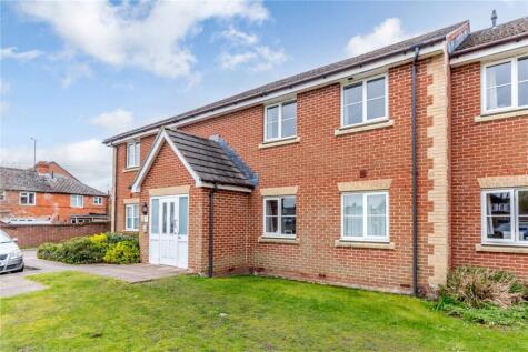 St. Michaels Road, Newbury, Berkshire, RG14