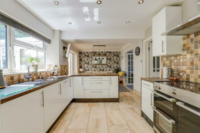 Open Plan Kitchen / Dining Room