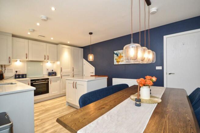 Kitchen/Dining Room