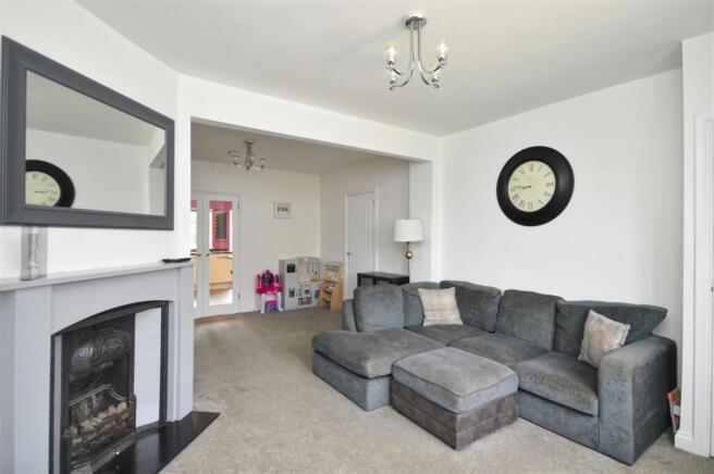 Sitting / Dining Room