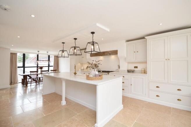 L-Shaped Open Plan Kitchen/Living Area