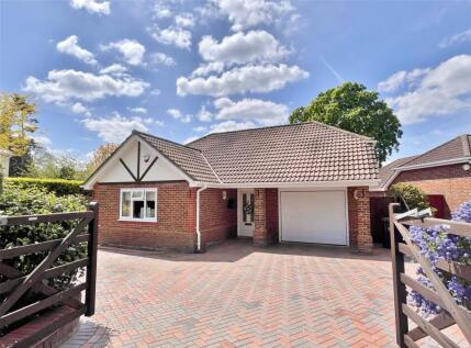 Edmondsham Road, Verwood, Dorset, BH31