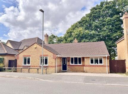 Hillside Road, Verwood, Dorset, BH31